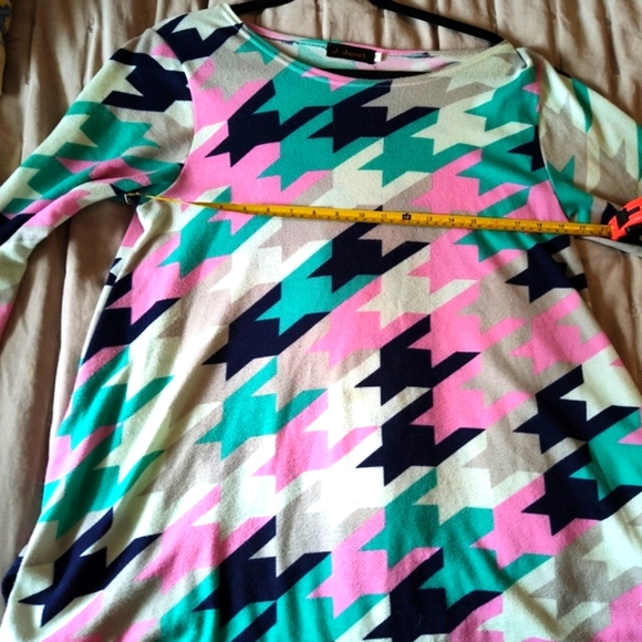 SOLD-Vintage 90s Flared Sweater - Sz M - Picture 6 of 7